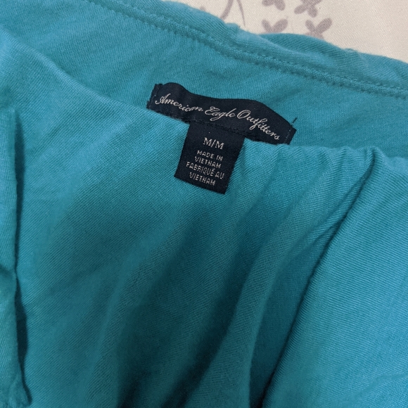American Eagle Shoulder Off Top - Medium - Picture 2 of 2